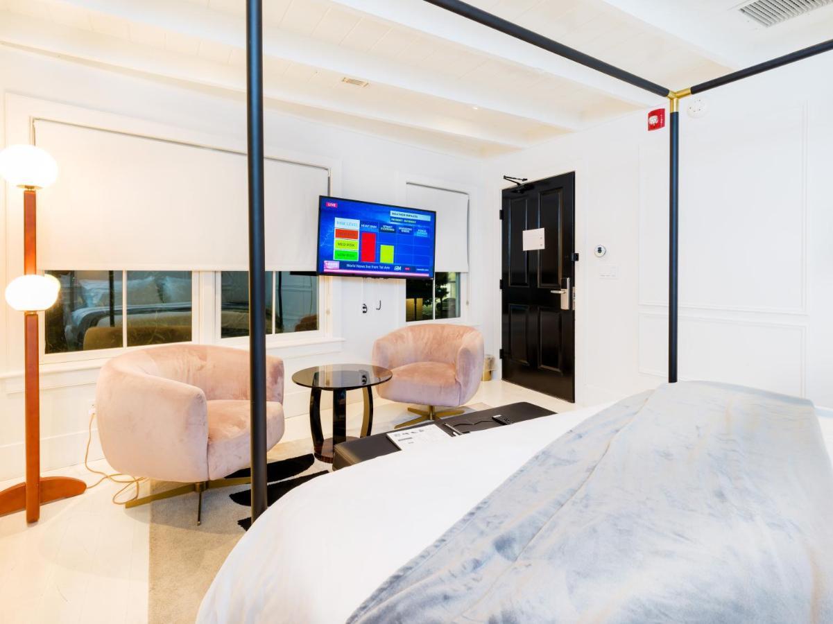 American Beech Hotel Greenport Bagian luar foto